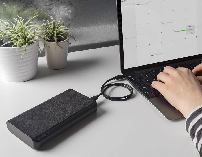 USB-C power bank for laptops